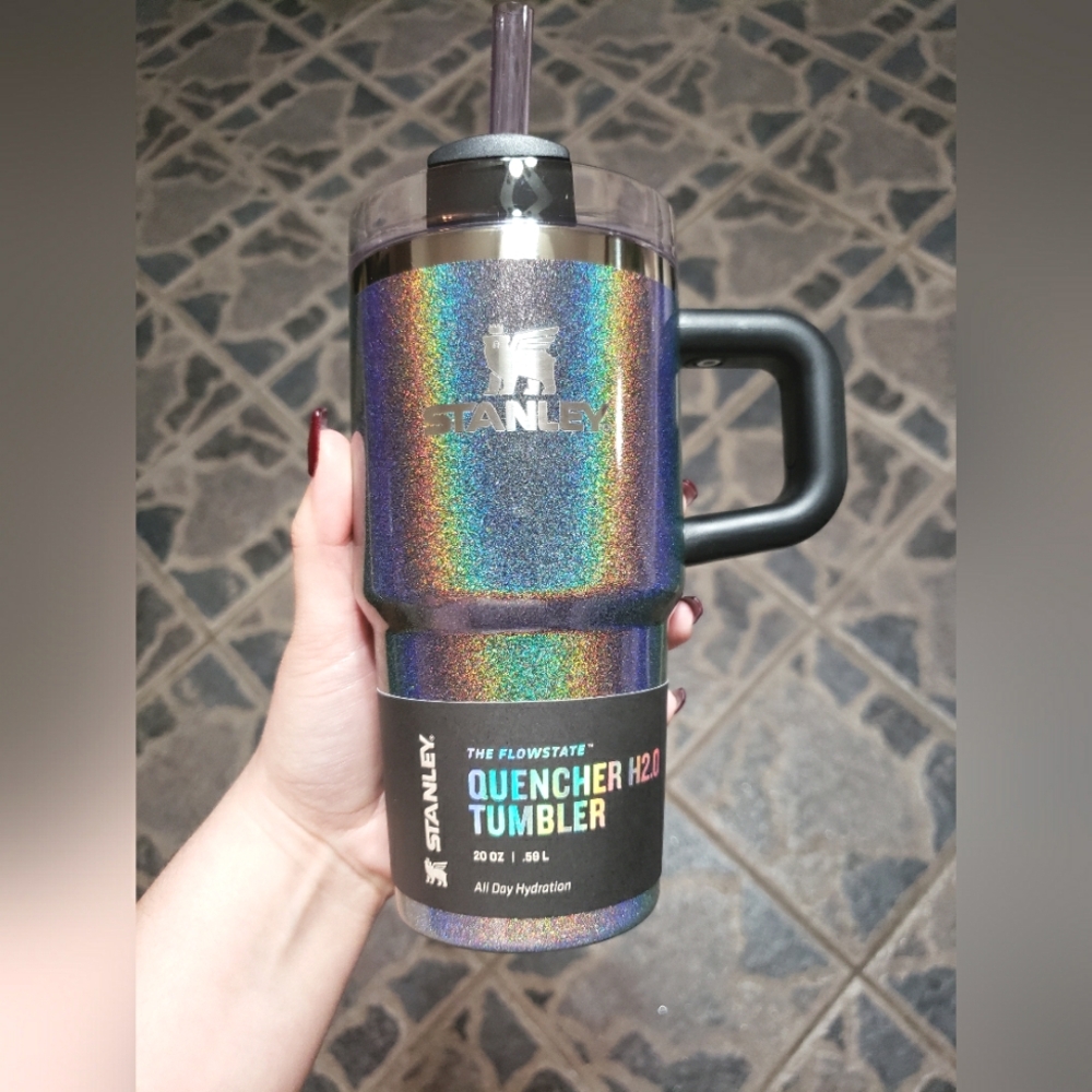 Midnight Glitz 20oz Flowstate Quencher